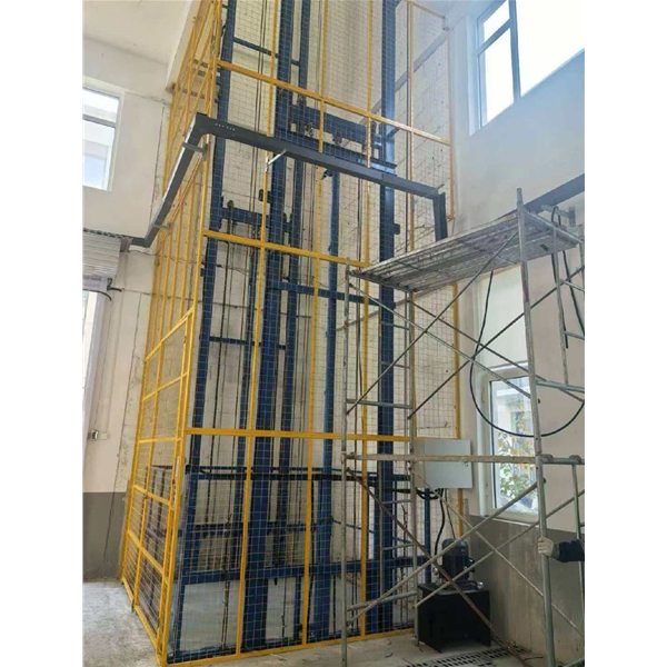 湖南导轨链条式升降货梯