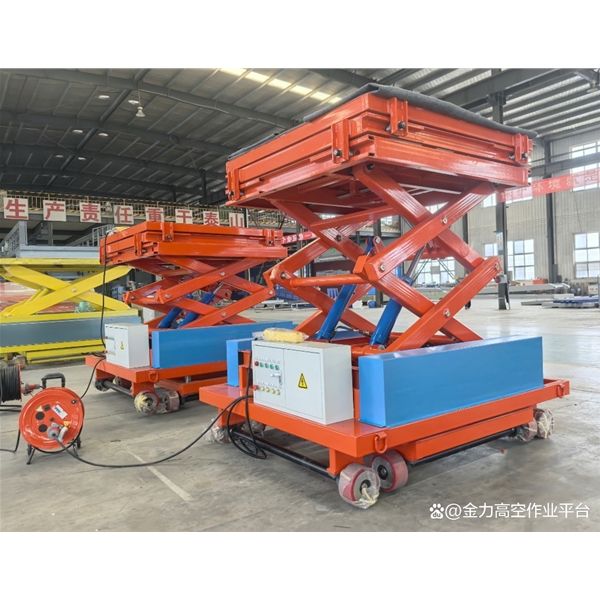 湖南钢厂用升降机